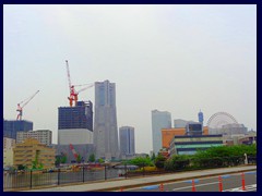 Minato Mirai 21 skyline